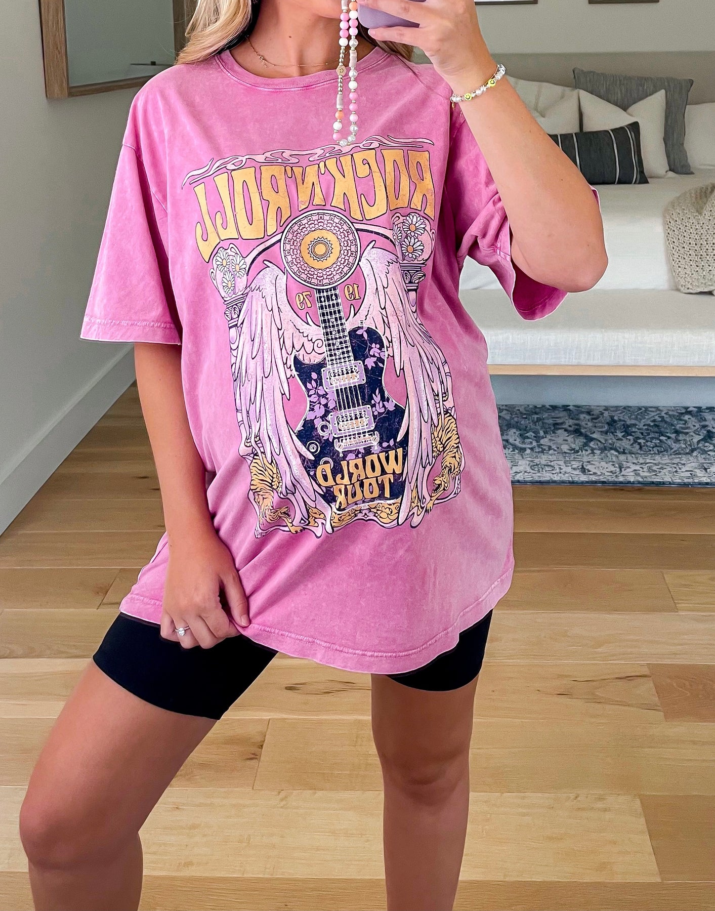 Long Live Rock an' Roll Graphic Tee – chloesprettynpinkboutique